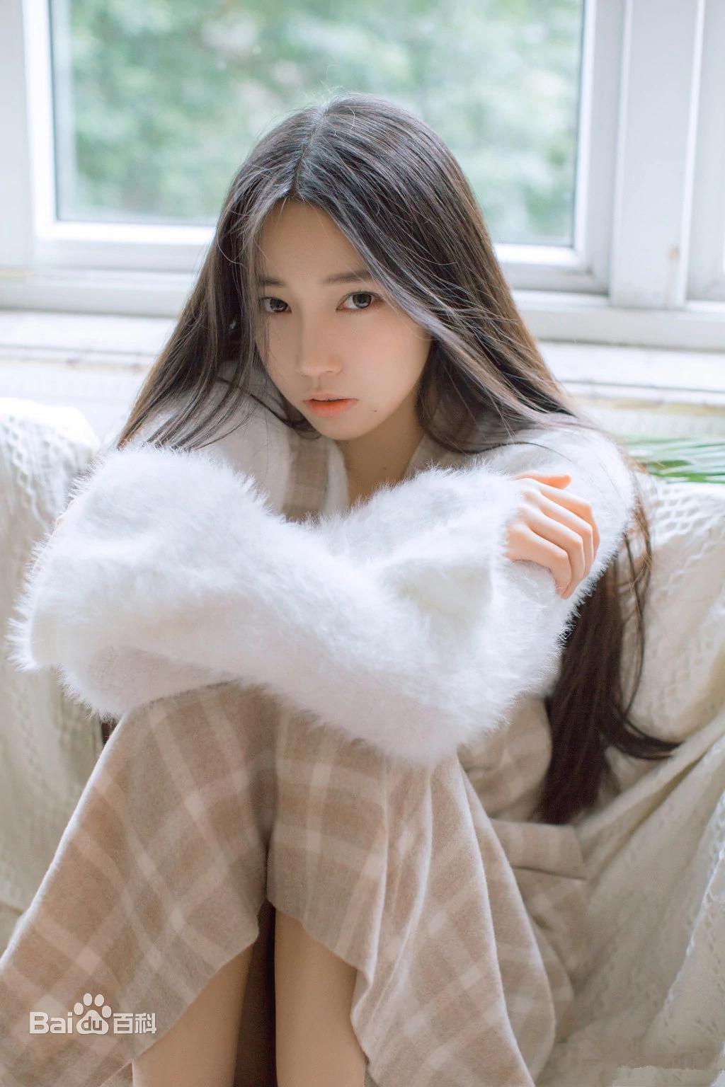 吴小萱个人资料写真作品