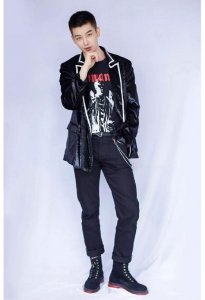 ​周雨彤的男朋友是龚俊吗 周雨彤和许魏洲传出绯闻