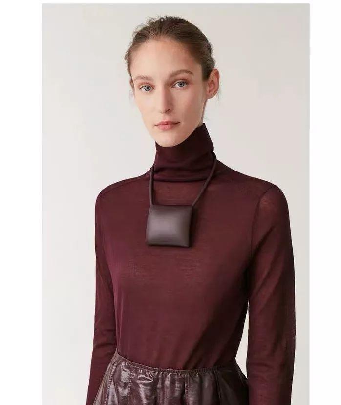 Supreme的棺材，LV的避孕套，Tiffany的泡泡水...有钱人的行为也太迷惑了！