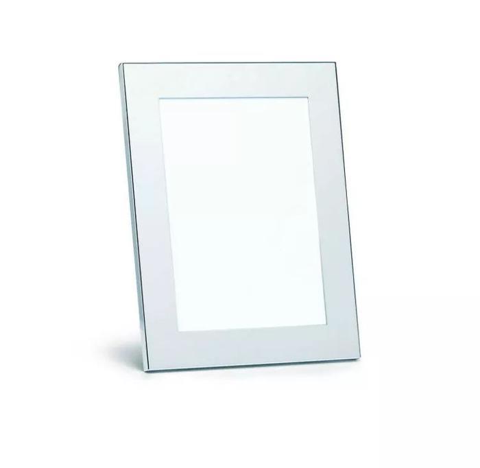 Supreme的棺材，LV的避孕套，Tiffany的泡泡水...有钱人的行为也太迷惑了！