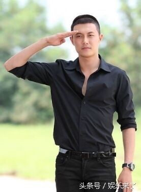 男星平头发型大比拼:哪款才是你的最爱