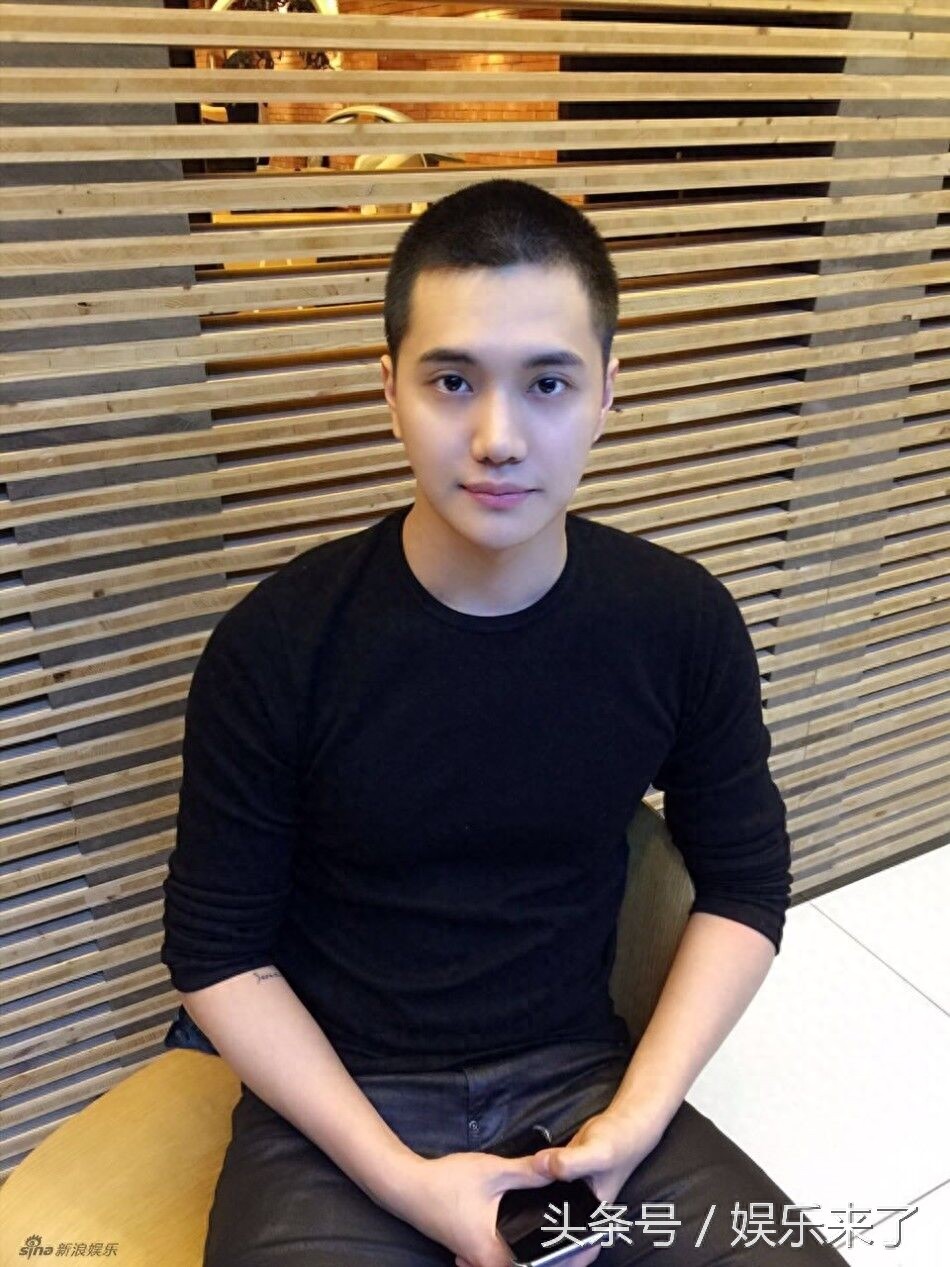 男星平头发型大比拼:哪款才是你的最爱