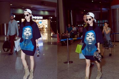 ​王子文大T恤配Dior包 机场look瞬间秒杀宋茜