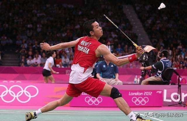 羽毛球握拍技巧图解（详解羽毛球三种握拍方式）(11)