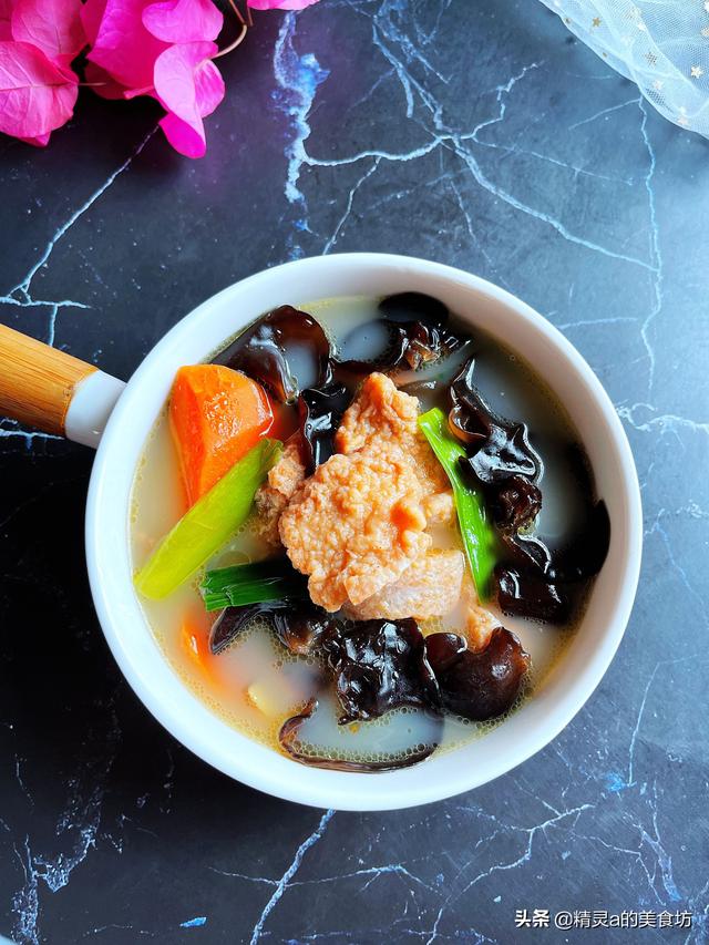 营养炖汤的100种做法（3样食材巧搭配简单炖一炖）(15)