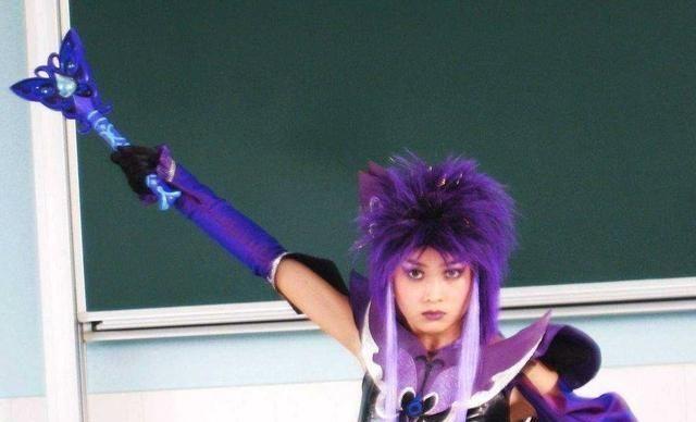 《奇幻仙踪》周娇是一个恶棍、行为和外表却还是“黑魔仙小月”