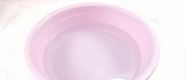 喷了杀虫剂怎么散味,杀虫剂喷多了房间有味怎么办图3