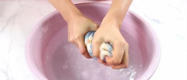 喷了杀虫剂怎么散味,杀虫剂喷多了房间有味怎么办图7