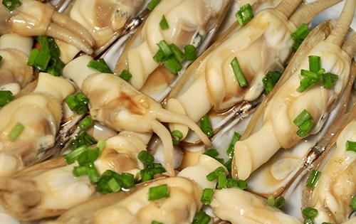 蛏子表面的那层膜能吃吗