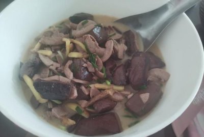 ​腰花汤怎么做好吃，做法，猪腰猪肝汤怎么做好吃，猪腰猪肝汤的家常做法？