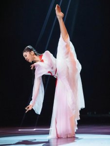 ​《乘风破浪》上线后，第一波评价出炉，关于宁静的评论很扎心