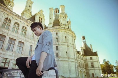 ​翟天临人设彻底崩塌，用脏话怼人，网友：脾气差就别说真性情