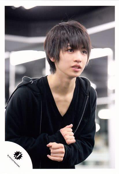 岩桥玄树个人资料写真作品