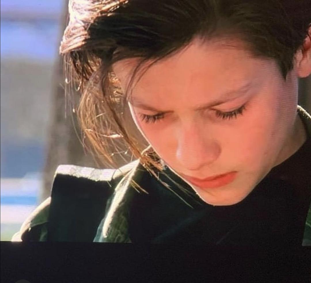 爱德华·福隆个人资料写真作品