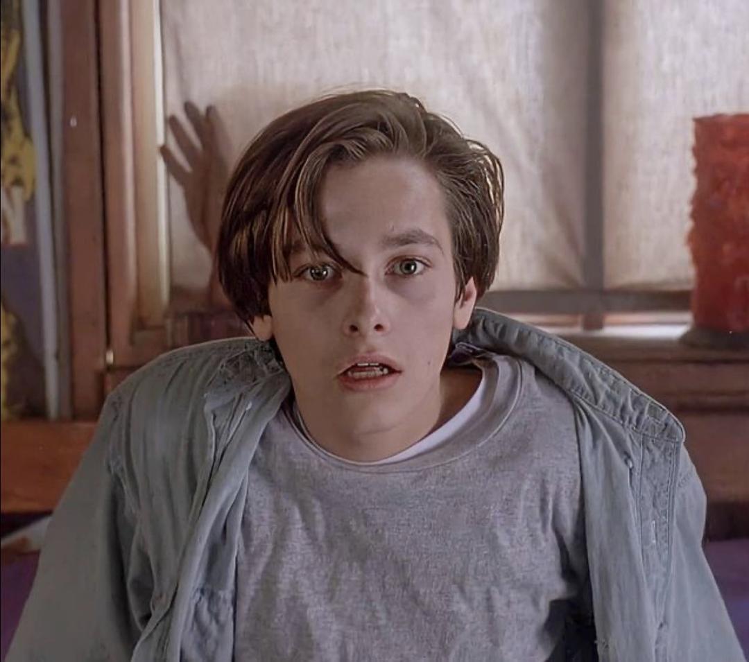 爱德华·福隆个人资料写真作品