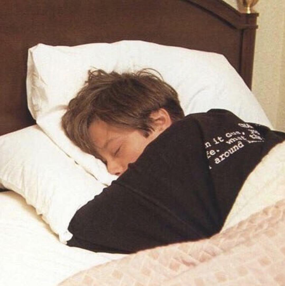 爱德华·福隆个人资料写真作品