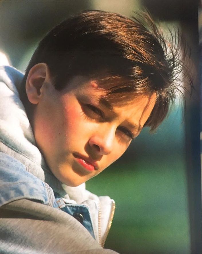 爱德华·福隆个人资料写真作品