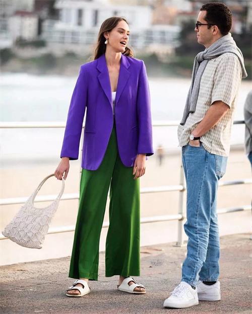 4色经典配色方案（一个较冷门的配色技巧）(20)