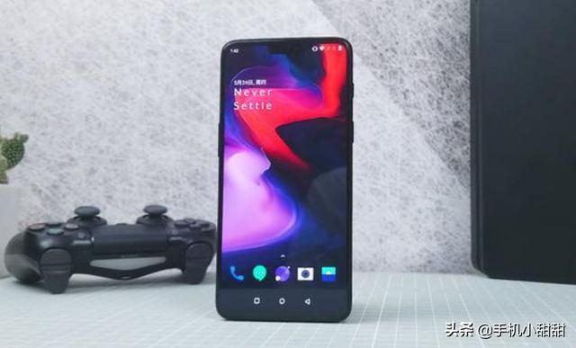 目前老人手机推荐（这6款500元就能搞定的二手手机）(7)