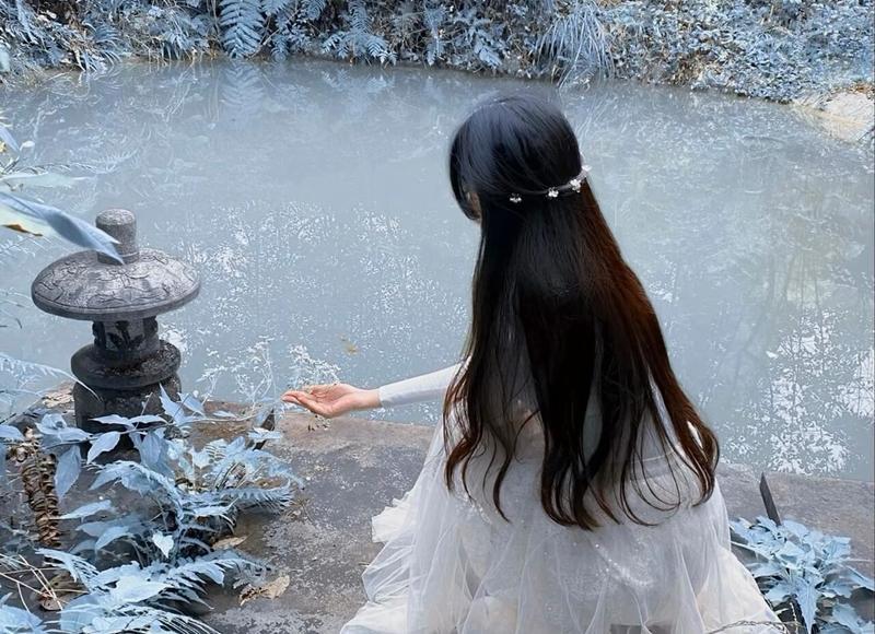 做完下面火辣辣的痛怎么办，同完房下面有一股烧灼感