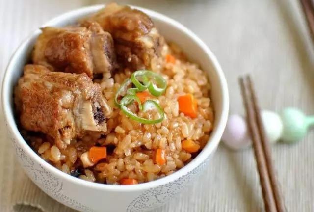 懒人焖饭15种做法(好吃的焖饭做法)(1)