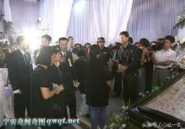 一代歌后邓丽君尸检照片曝光 死因种种让人难猜