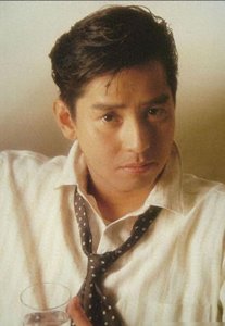 ​娱圈4位超级渣男，有人跟女友要分手费，有人把原配逼得出家