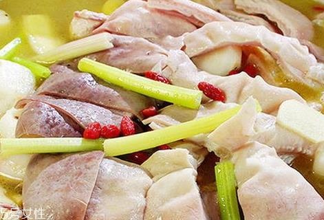 猪肚热量高吗 猪肚热量不高