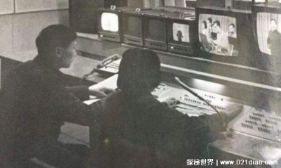 ​1958年北京电视台播出第一部电视剧，一口菜饼子(现场直播)