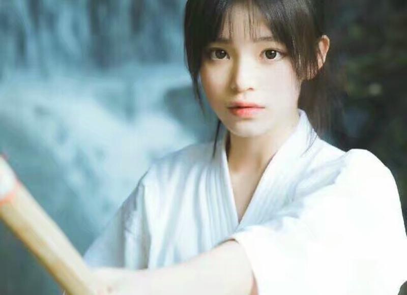 美女警花暗恋小伙子电视剧(特警力量刑警暗恋警花)