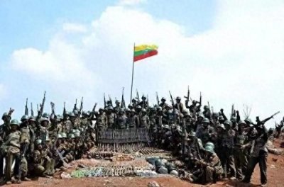 ​果敢军打疯了！15000大军出击，击毙缅军准将，攻下一线师指挥部