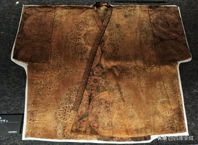 ​风靡唐代贵妇圈的“半臂”，到底什么样？