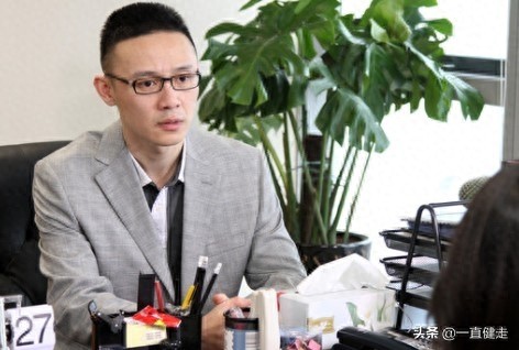 都市感情剧——《门·第》