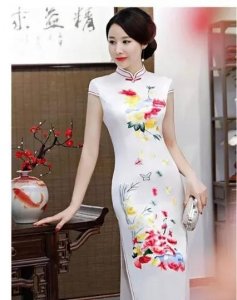 ​真丝白色旗袍，给女性想要的苗条身材！