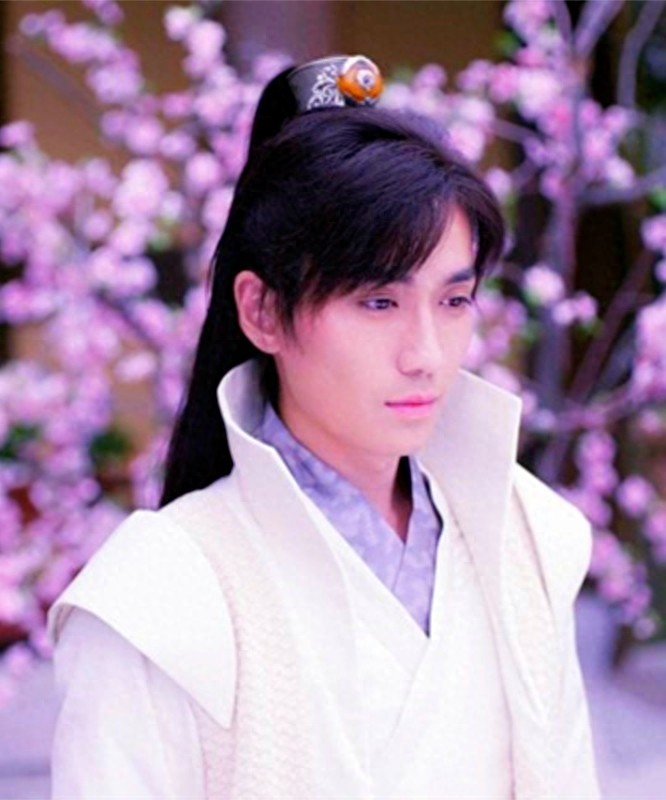 朱一龙《萧十一郎》剧照，《芈月传》嬴稷变身连城璧