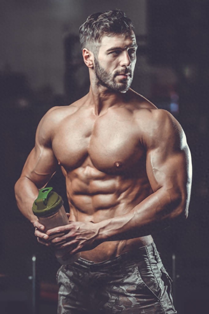 很酷的男性健身头像