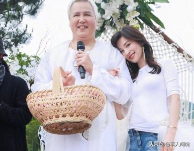 ​曾哲贞为女儿庆30岁生日，近照优雅且文静，爸爸林瑞阳未有表示