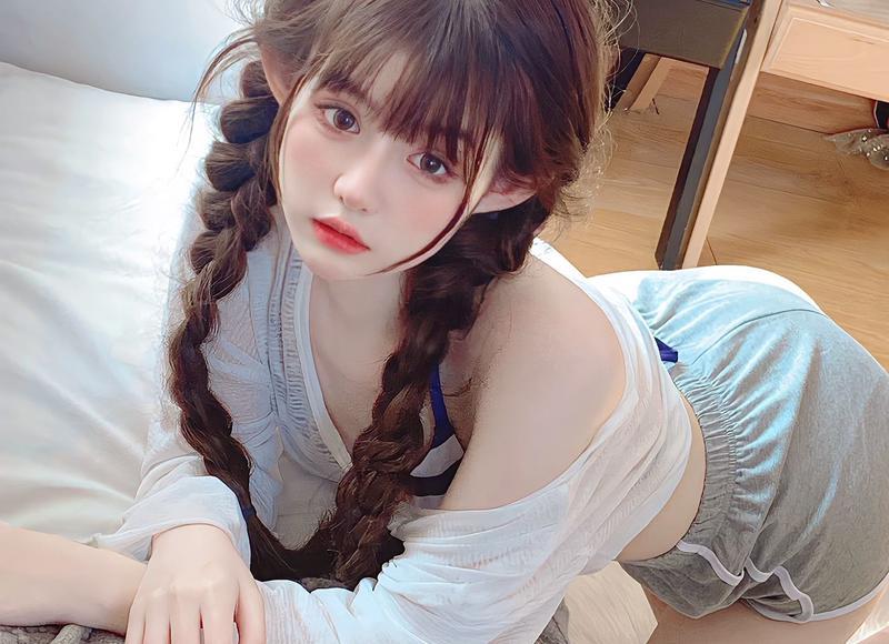 青春期男孩乳房增大的原因？