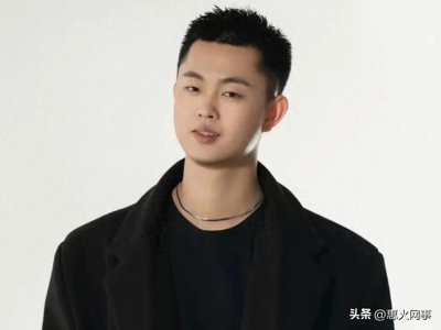 ​没有画面！网红巴扎黑现身辛巴直播间豪刷礼物遭无视。