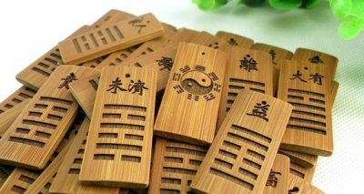 ​日本唯一访华的天皇，年仅三岁被迫离开父母，一直想去韩国道歉