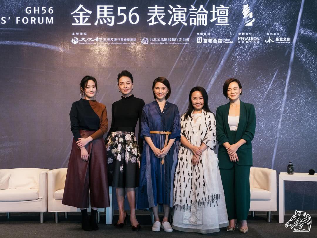 柯淑勤个人资料写真作品