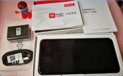 ​“区块链手机”联想S5开箱体验 高性价比、主打安全