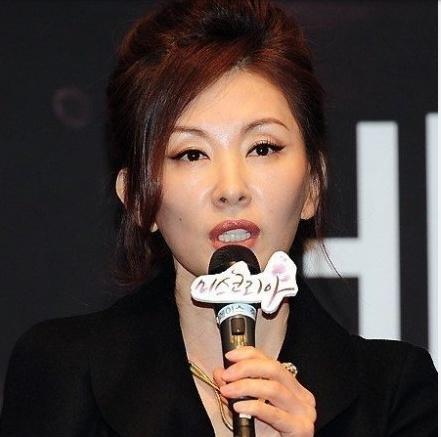 曝张紫妍自杀真相，网友：怎么这么可怜！