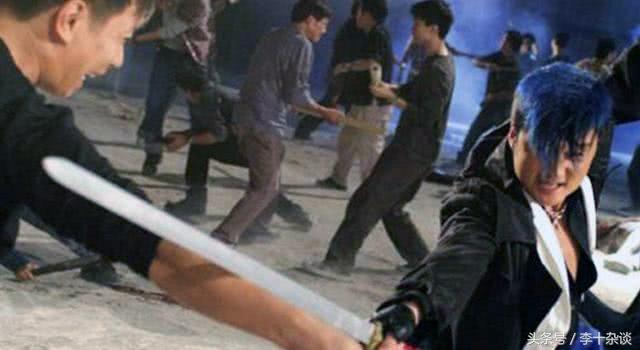 吴京是什么发型（夺帅吴京长刘海）(1)