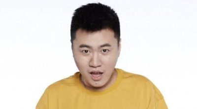 ​主播纷纷力挺！霸哥引发争议，却拥有无可撼动的人气