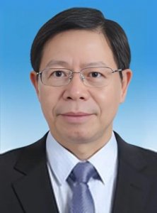 ​林国耀、杨逸铮职务对调