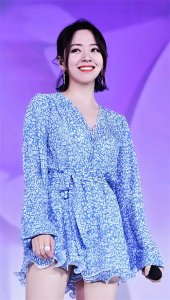 ​【高清无水印】张靓颖绝美手机壁纸合集（12张）