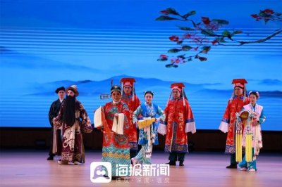 ​数十万网友齐聚直播间，观看传统吕剧《姊妹易嫁》