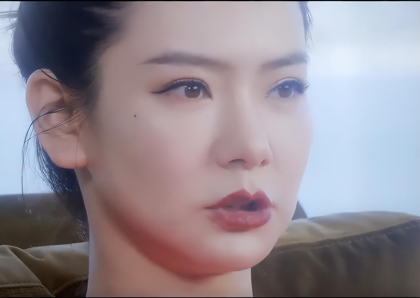 电话短信不回，李承铉把戚薇扔街上1小时！戚薇愤怒的惩罚真高级