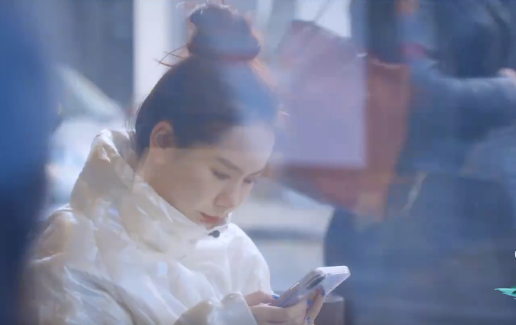 电话短信不回，李承铉把戚薇扔街上1小时！戚薇愤怒的惩罚真高级